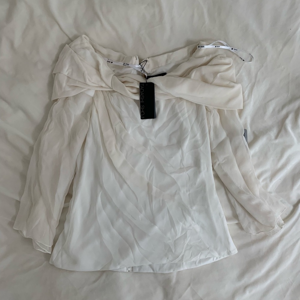 TADASHI SHOJI New Silk Off the Shoulder Top